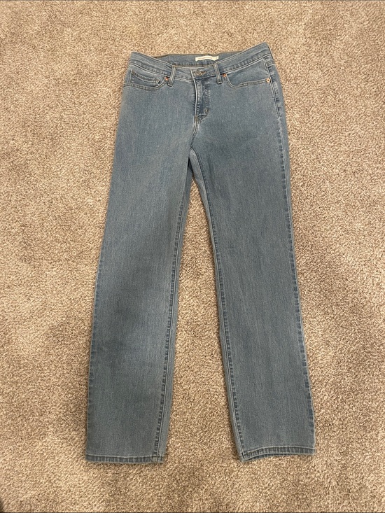 Levi's Denim - Levi’s Women's Straight-Leg Jeans in Light Blue Wash